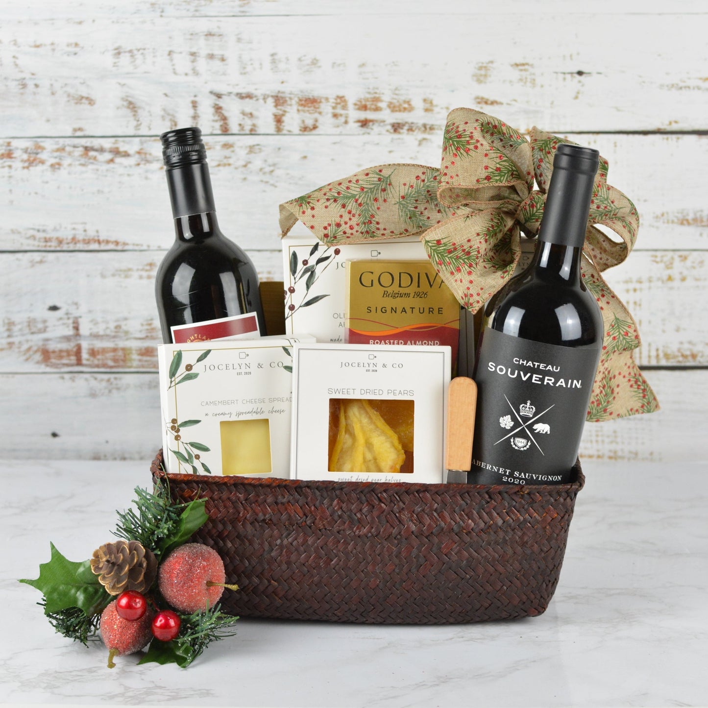 California Classic Christmas Wine Gift Basket - Jocelyn & Co. Drop Ship